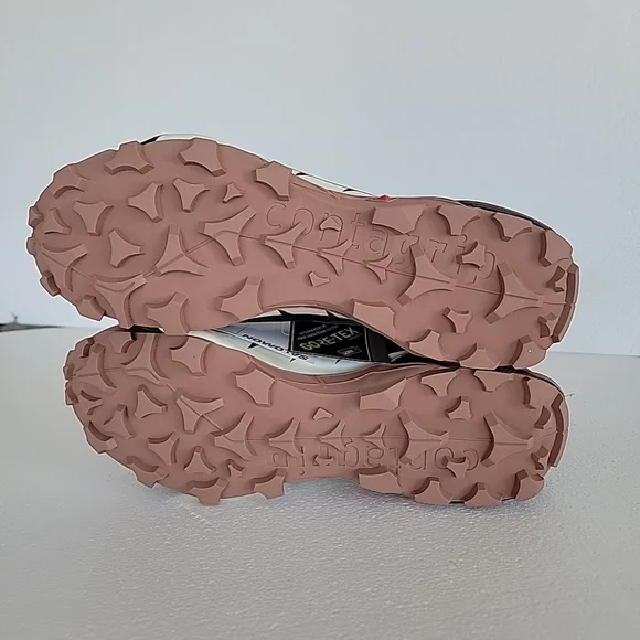 Salomon Cross Hike 2 Mid GTX Hiking Boots Waterproof Womens Size 9.5 - Picture 6 of 10